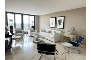 90 Edgewater Dr, Miami, FL 33133, Sold 04/13/23