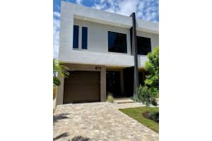 811 SW 10th Terrace, Fort Lauderdale, FL 33315, Sold 05/15/23