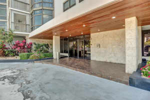3375 N Country Club Dr 806 807, Miami, FL 33180, Sold 05/05/23