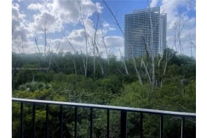 16508 NE 26th Ave APT 402, North Miami Beach, FL 33160, Sold 01/24/24