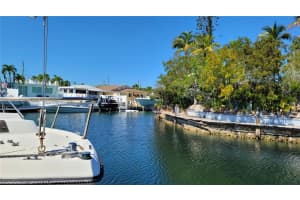 215 Oleander Dr, Tavernier, FL 33070, Sold 06/09/23