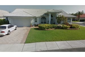 9341 SW 8th St, Pembroke Pines, FL 33025, Sold 04/03/23