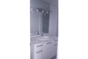 Vizcayne, 253 NE 2nd St APT 226, Miami, FL 33132, Sold 07/11/23