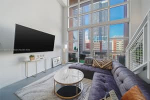 Vizcayne, 244 Biscayne Blvd APT 645, Miami, FL 33132, Sold 05/23/23