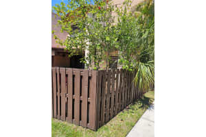 525 W Park Dr APT 206, Miami, FL 33172, Sold 06/14/23