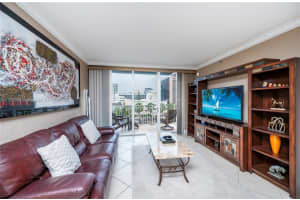 2642 Collins Ave APT 504, Miami Beach, FL 33140, Sold 04/17/23
