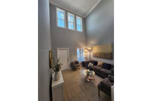 192 Riverwalk Cir #192, Sunrise, FL 33326, Sold 04/27/23