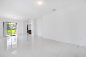 724 NE 191st St, Miami, FL 33179, Sold 07/25/23