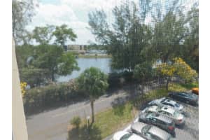 2871 Somerset Dr APT 408, Lauderdale Lakes, FL 33311, Sold 05/05/23