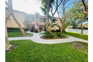 11937 NW 11th St, Pembroke Pines, FL 33026, Sold 07/19/23