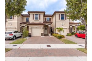 3307 W 90th St, Hialeah, FL 33018, Sold 04/28/23