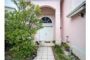 930 SW 88th Way, Pembroke Pines, FL 33025, Sold 05/15/23