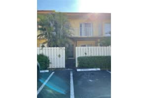 8360 SW 154th Ave APT 14, Miami, FL 33193, Sold 04/26/23