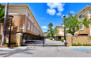 2831 NE 185th St APT 607, Aventura, FL 33180, Sold 05/11/23