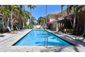 2831 NE 185th St APT 607, Aventura, FL 33180, Sold 05/11/23