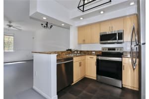 2831 NE 185th St APT 607, Aventura, FL 33180, Sold 05/11/23