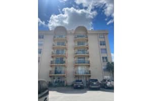9310 Fontainebleau Blvd APT 301, Miami, FL 33172, Sold 06/16/23