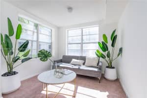 1460 Ocean Dr APT 308, Miami Beach, FL 33139, Sold 04/19/23