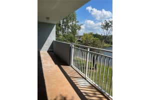 9359 Fontainebleau Blvd APT F207, Miami, FL 33172, Sold 04/17/23