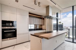 1000 Brickell Plaza, Miami, FL 33131, Sold 11/21/23