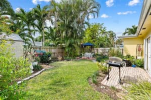 1736 NW 39th St, Oakland Park, FL 33309, Sold 06/13/23
