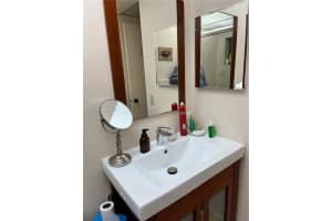 8005 SW 107th Ave APT 123, Miami, FL 33173, Sold 07/21/23