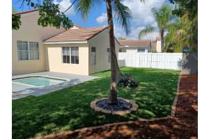 680 Falling Water Rd, Fort Lauderdale, FL 33326, Sold 04/24/23