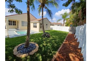 680 Falling Water Rd, Fort Lauderdale, FL 33326, Sold 04/24/23
