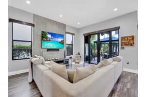 3253 W 97th St, Hialeah, FL 33018, Sold 05/15/23