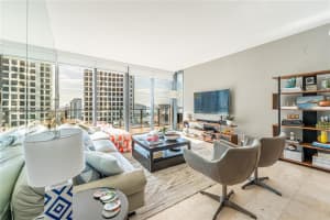 68 SE 6th St Apt 1403, Miami, FL 33131, Sold 10/19/23