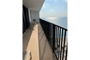 2201 S Ocean Dr APT 2808, Hollywood, FL 33019, Sold 09/25/23
