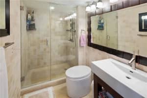 90 Alton Rd APT 2906, Miami Beach, FL 33139, Sold 06/09/23