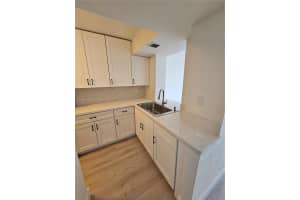 9210 Fontainebleau Blvd #505, Miami, FL 33172, Sold 05/25/23