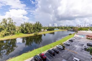 16465 NE 22nd Ave APT 607, North Miami Beach, FL 33160, Sold 04/28/23