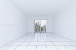 16465 NE 22nd Ave APT 607, North Miami Beach, FL 33160, Sold 04/28/23