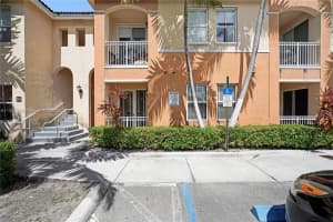 10012 NW 7th St, Miami, FL 33172, Sold 04/25/23