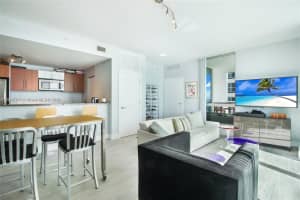 300 Biscayne Blvd, Miami, FL 33131, Sold 04/24/23