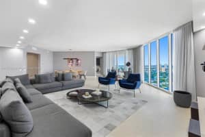 21200 Point Pl #2504, Aventura, FL 33180, Sold 06/23/23