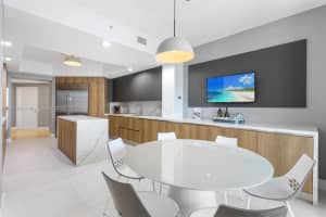 21200 Point Pl #2504, Aventura, FL 33180, Sold 06/23/23