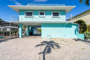 34 Gasparilla Dr, Key Largo, FL 33037, Sold 04/20/23