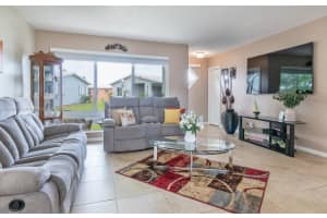 3164 Byron Cir #123, Hollywood, FL 33021, Sold 04/27/23