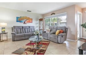 3164 Byron Cir #123, Hollywood, FL 33021, Sold 04/27/23