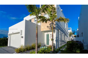 6743 NW 103rd Pl, Doral, FL 33178, Sold 08/01/23