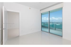 900 Biscayne Bay, 900 Biscayne Blvd APT 3203, Miami, FL 33132, Sold 05/01/23