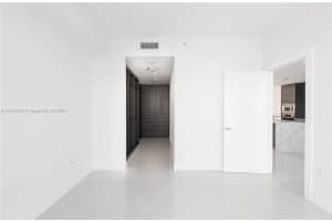 900 Biscayne Bay, 900 Biscayne Blvd APT 3203, Miami, FL 33132, Sold 05/01/23
