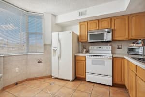 480 NW 85th Pl #1103, Miami, FL 33126, Sold 09/12/23