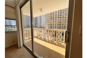 1825 S Ocean Dr APT 309, Hallandale Beach, FL 33009, Sold 08/25/23