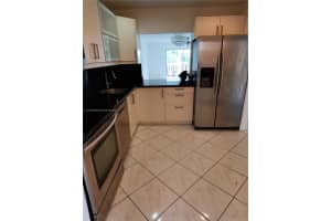410 SE 2nd St APT 201, Hallandale Beach, FL 33009, Sold 06/02/23