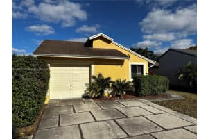 1231 SW 110th Ave, Pembroke Pines, FL 33025, Sold 05/18/23