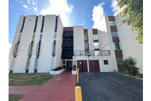 9401 SW 4th St APT 111, Miami, FL 33174, Sold 10/19/23
